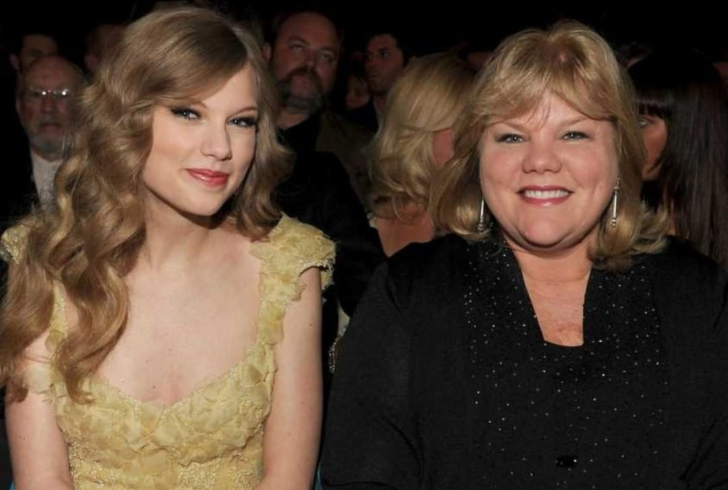 mama_andreaswift | Instagram | Swift reveals captivating secret: 'My mom, Andrea, spent much of her childhood in Singapore.'